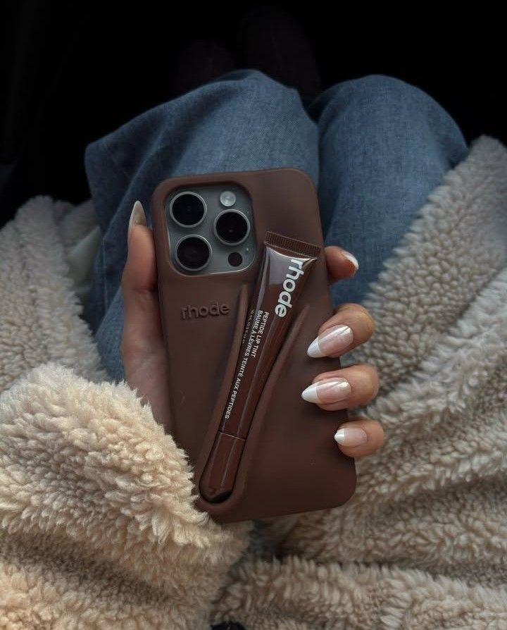 Rhode lip gloss + IPH 13 PRO MAX Case Rose Cosmetics