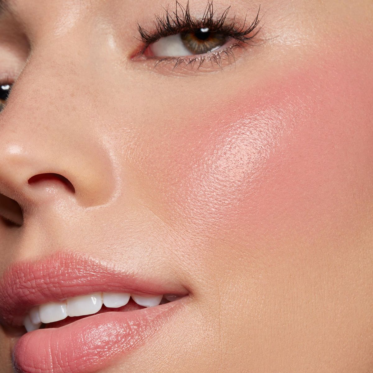 e.l.f. Glow Trio Bundle – 70% OFF